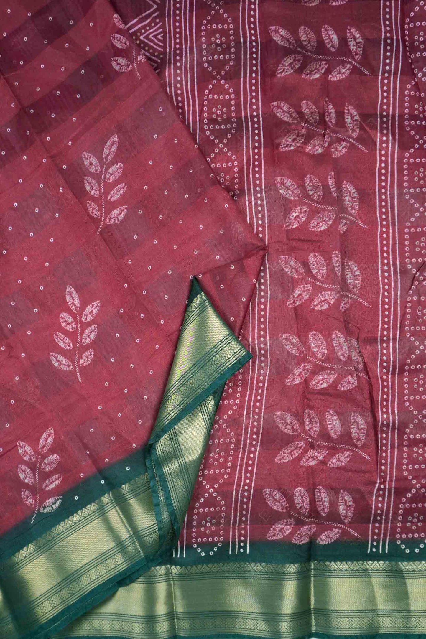 Maroon Printed Cotton LeafLine Print Zari Border Saree