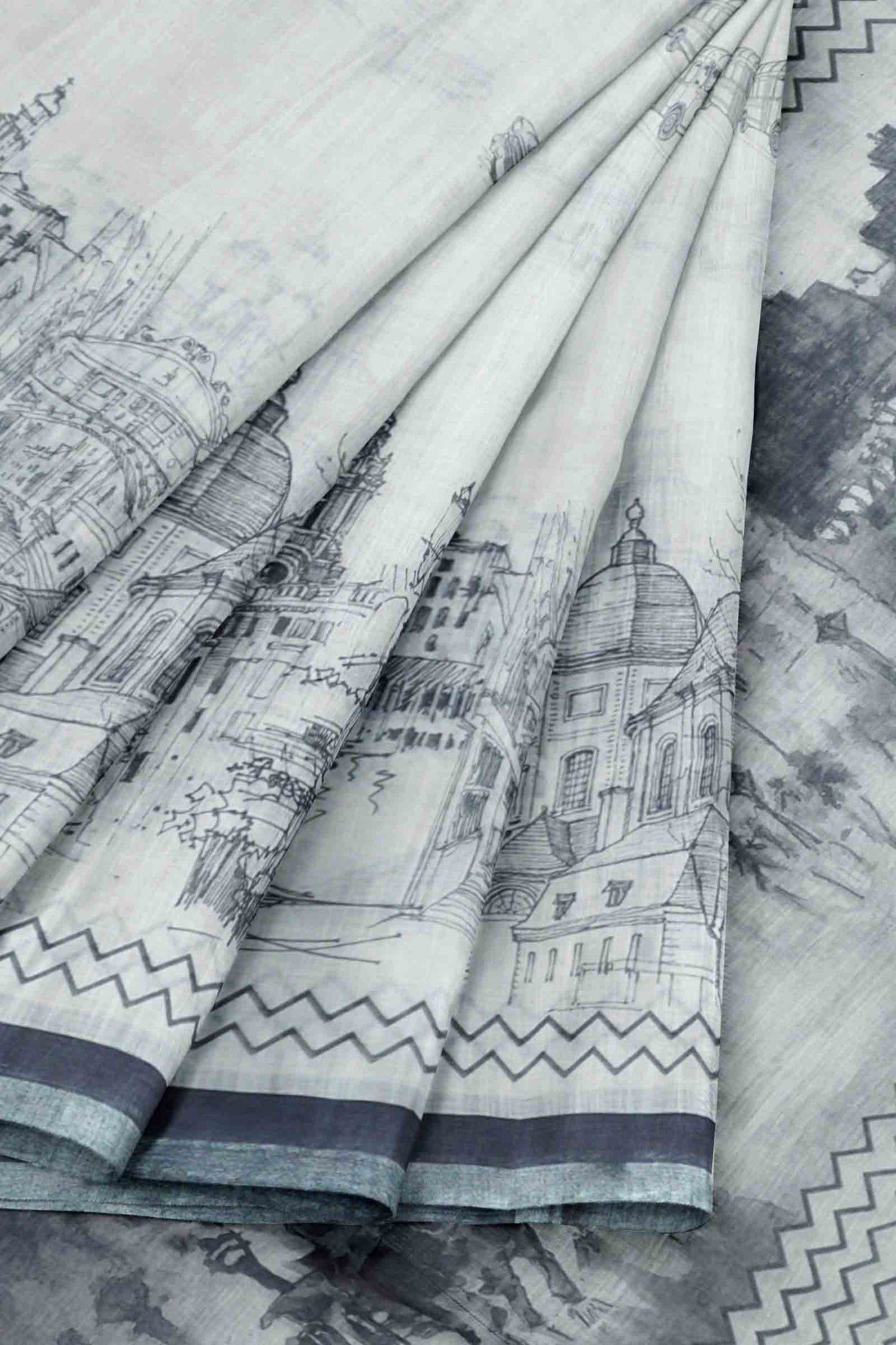 Black And White River Walk Print Saree