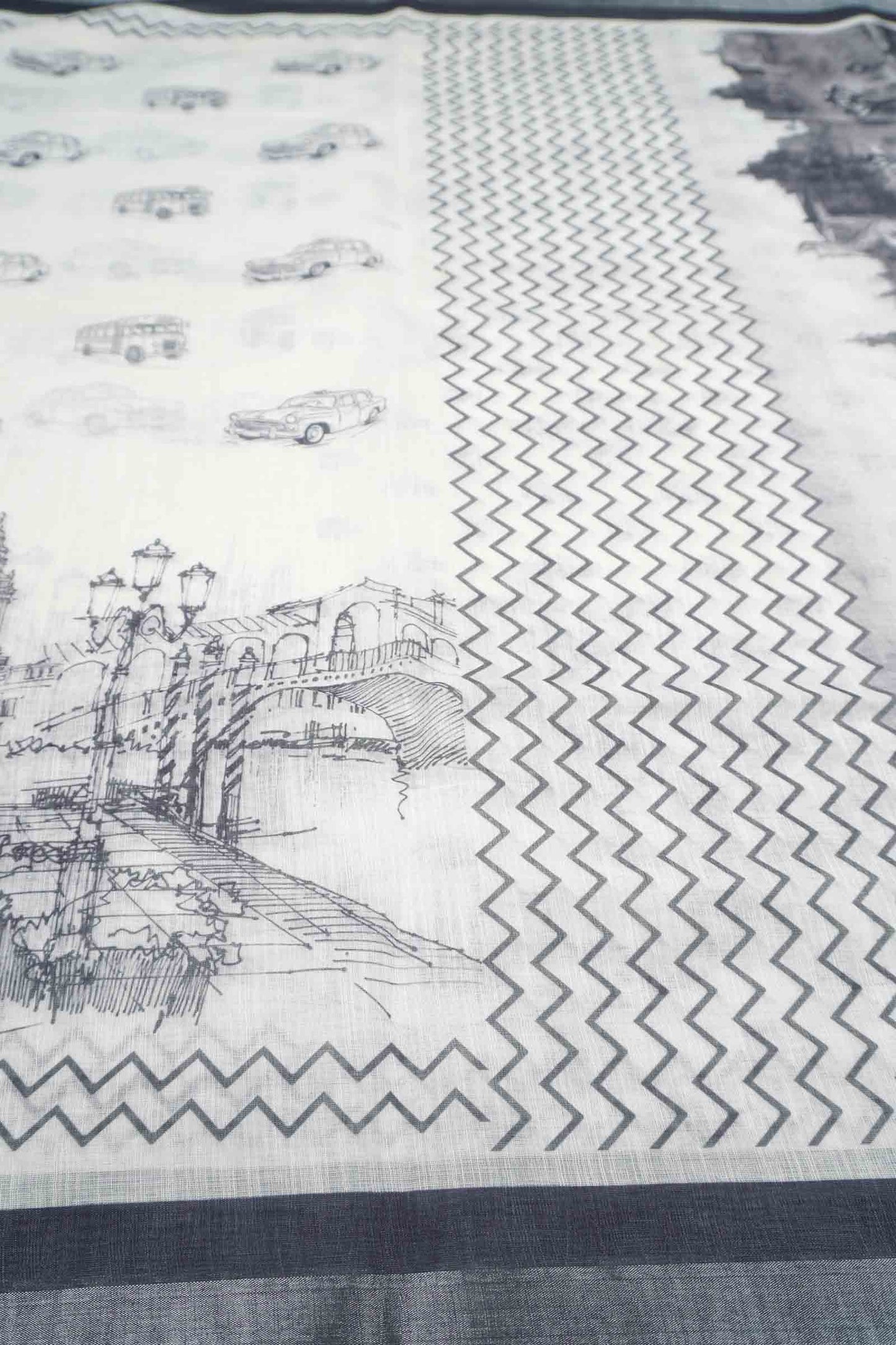 Black And White River Walk Print Saree