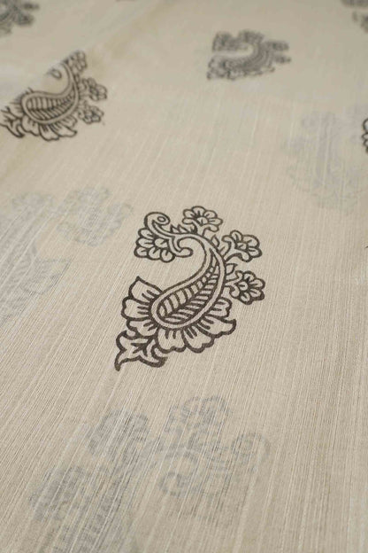 Off White- Black Printed Cotton Paisely Prints Jute Finish Saree