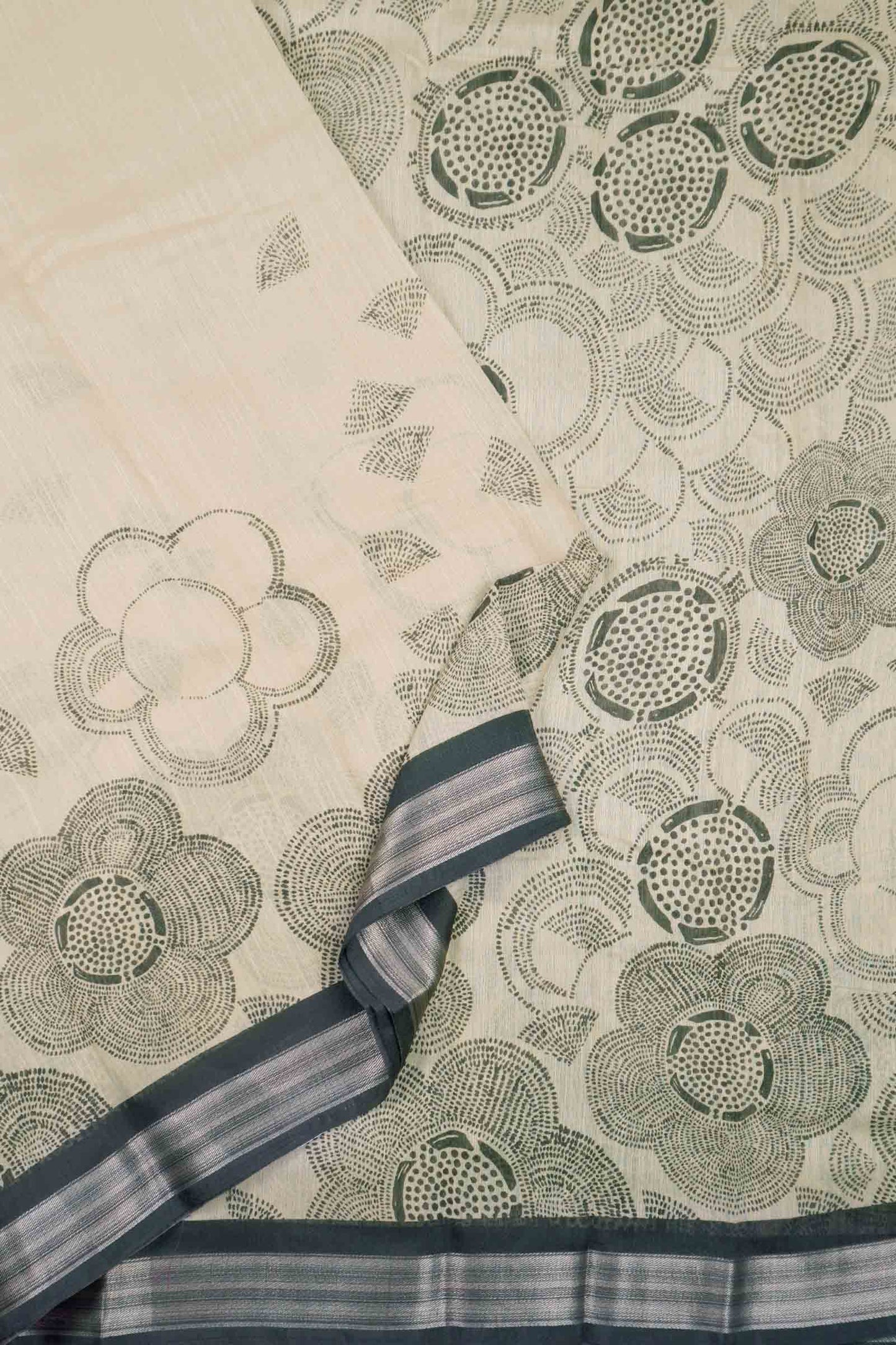 Black - Off White Printed Cotton Modern Art Floral Rings Jute Finish Saree