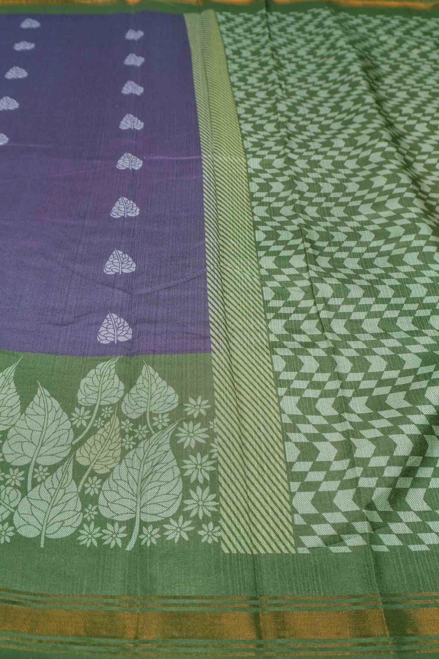 Violet Printed Cotton Foliage Border Zari Border Saree