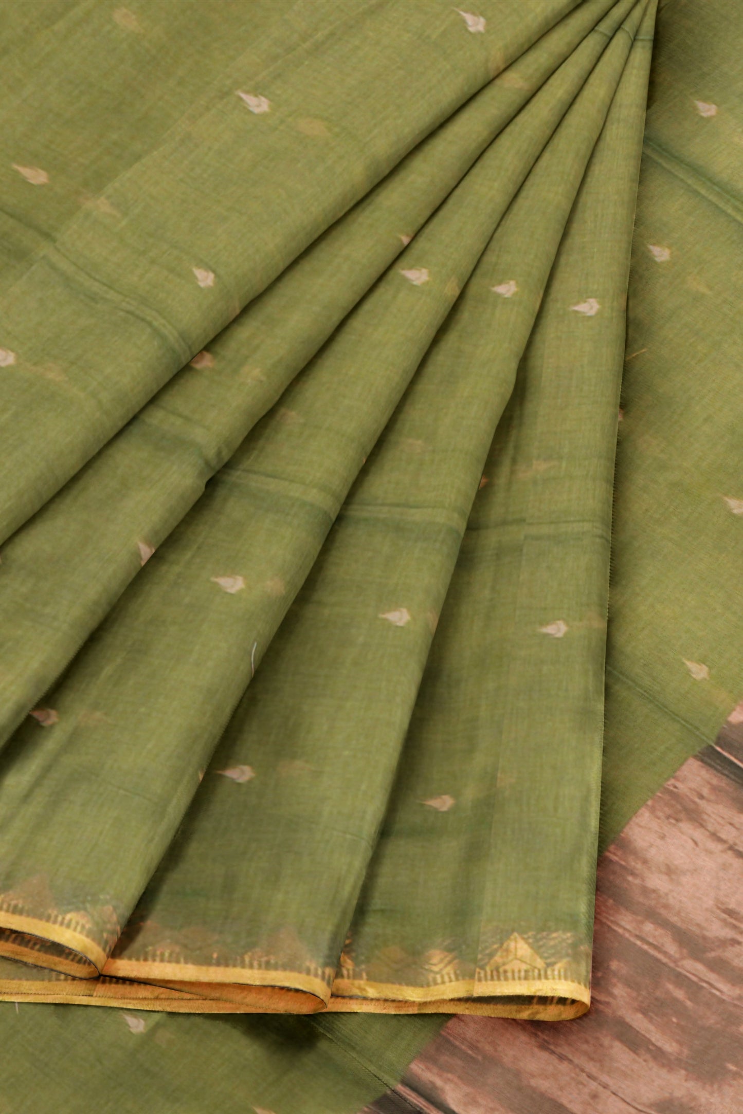 Green Soft Bengal Cotton Mini Tilaka Butta Block Zari Pallu Saree