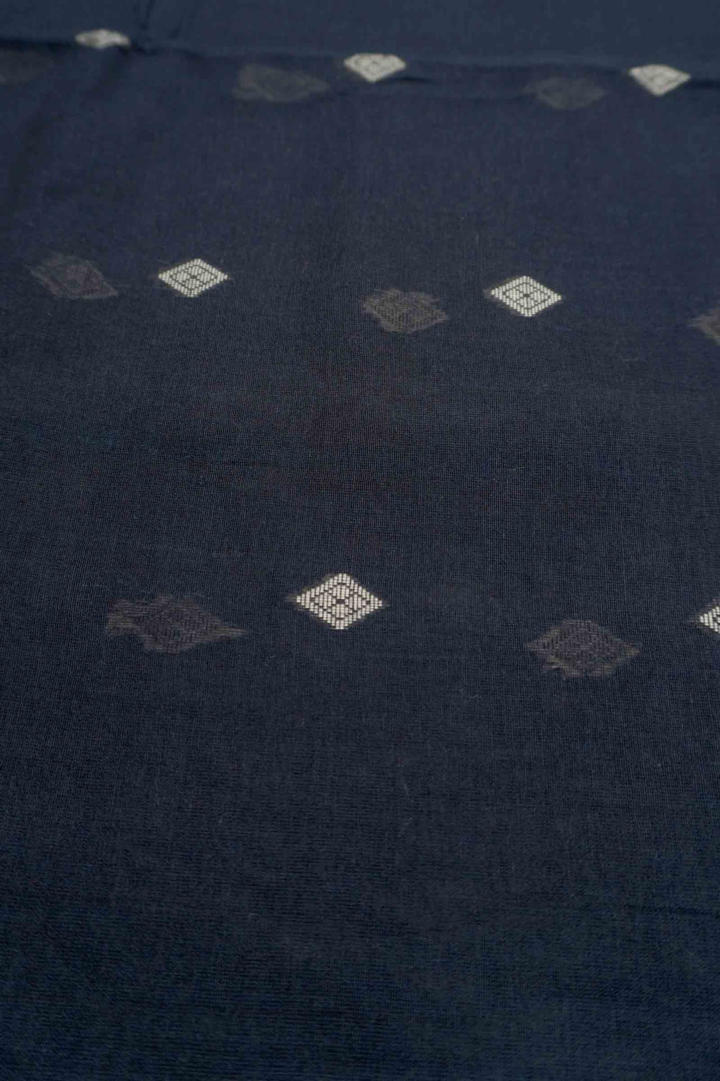 Black Soft Bengal Cotton Mini Diamond Butta Leaf Border Block Zari Pallu Saree