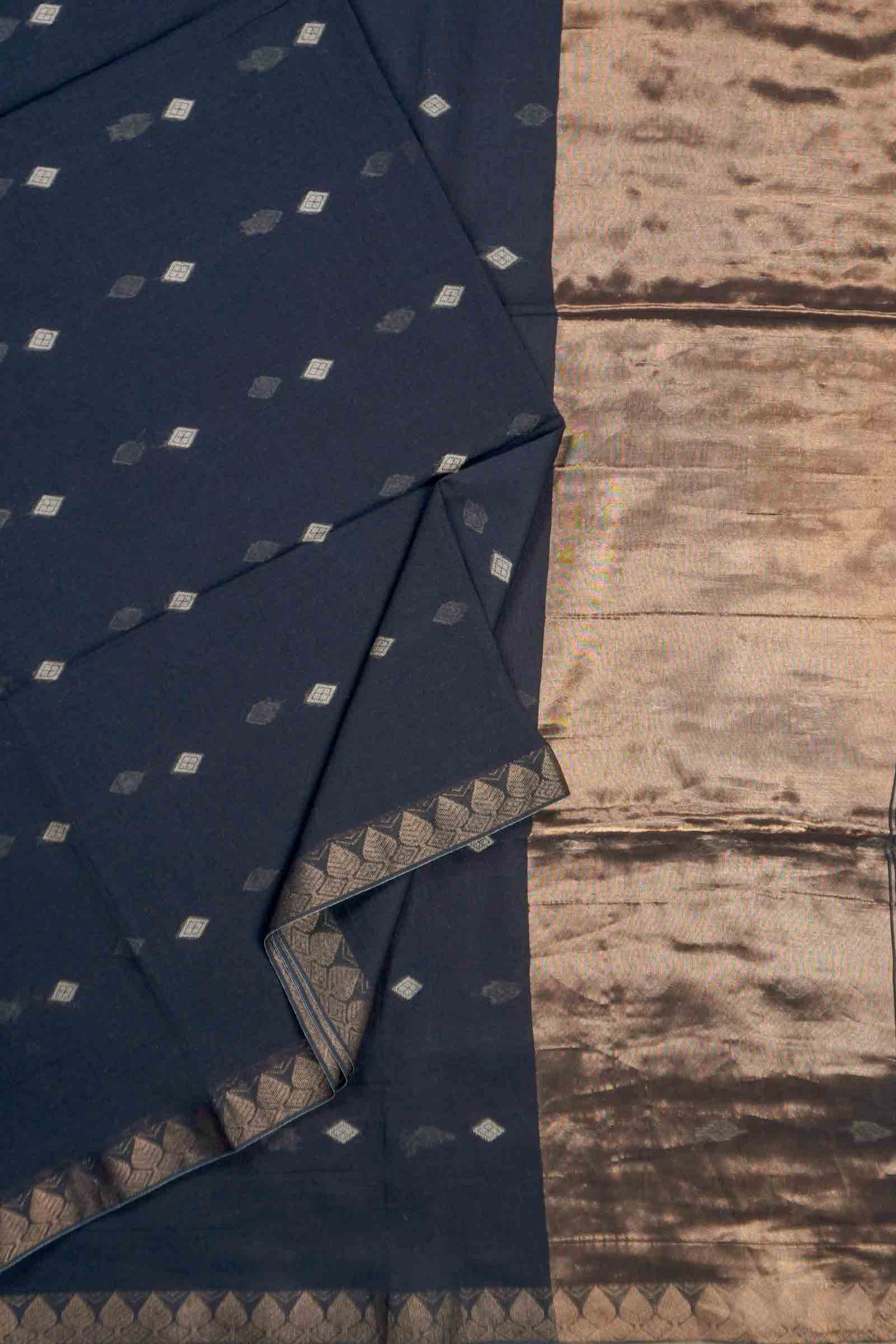 Black Soft Bengal Cotton Mini Diamond Butta Leaf Border Block Zari Pallu Saree