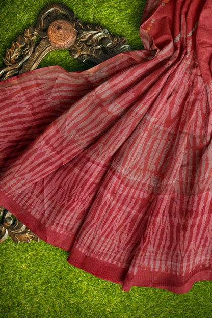 Maroon Printed Cotton Fancy ZigZag Self Checks Saree