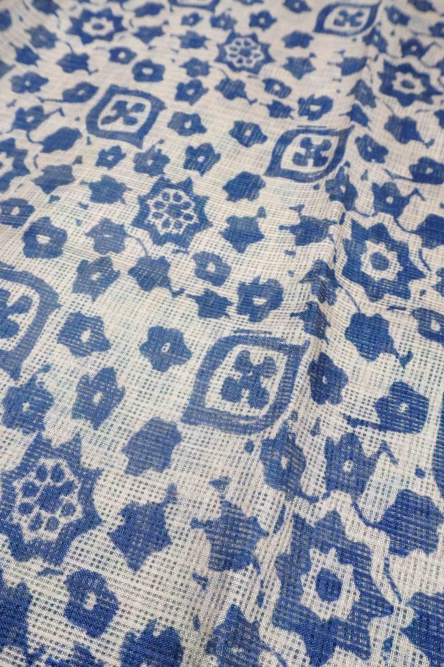 Off White Printed Cotton Floral Butta Self Checks Zari Border Saree