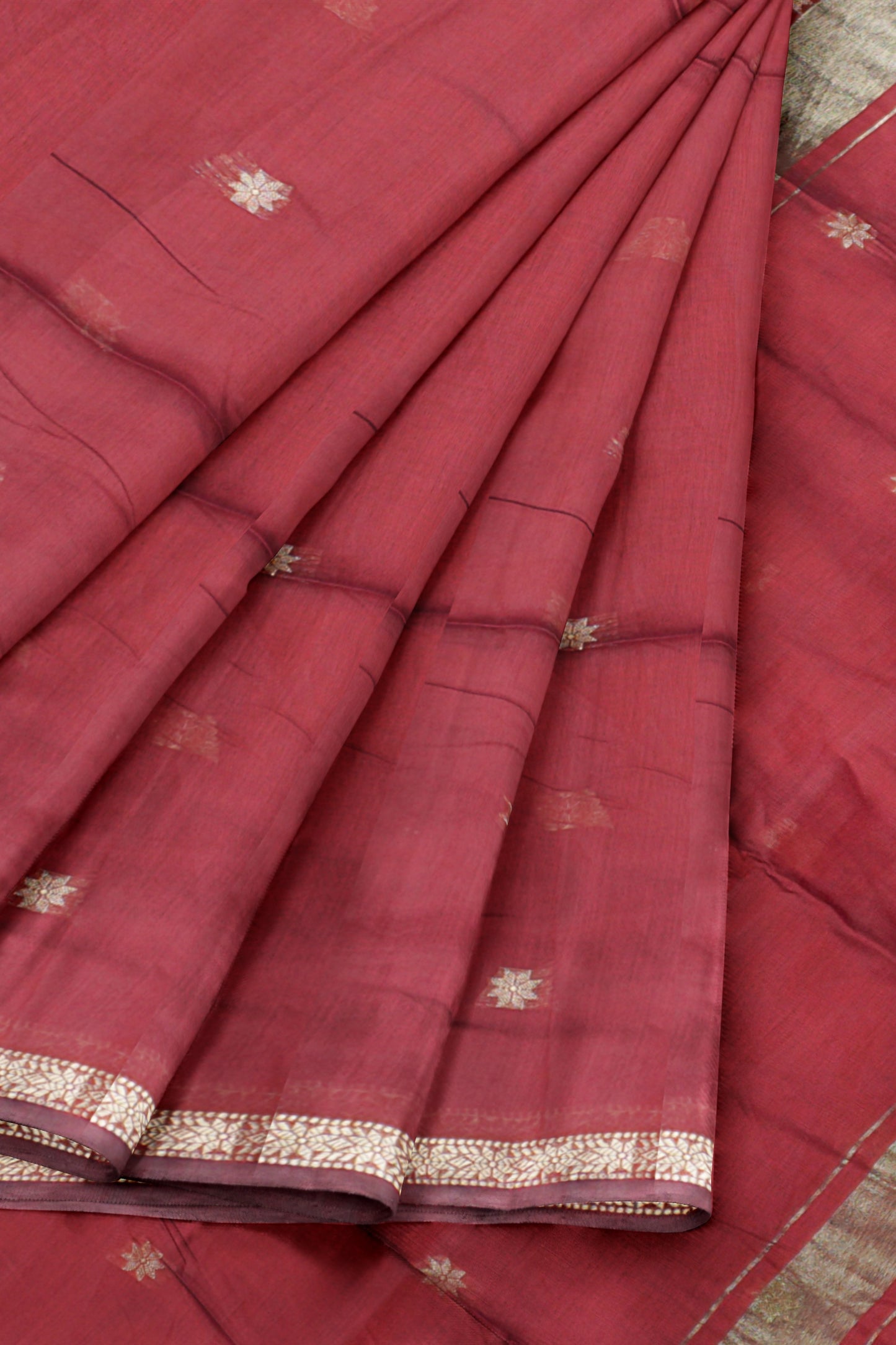 Maroon Semi Maheswari Cotton Small Butta Self Pallu Saree