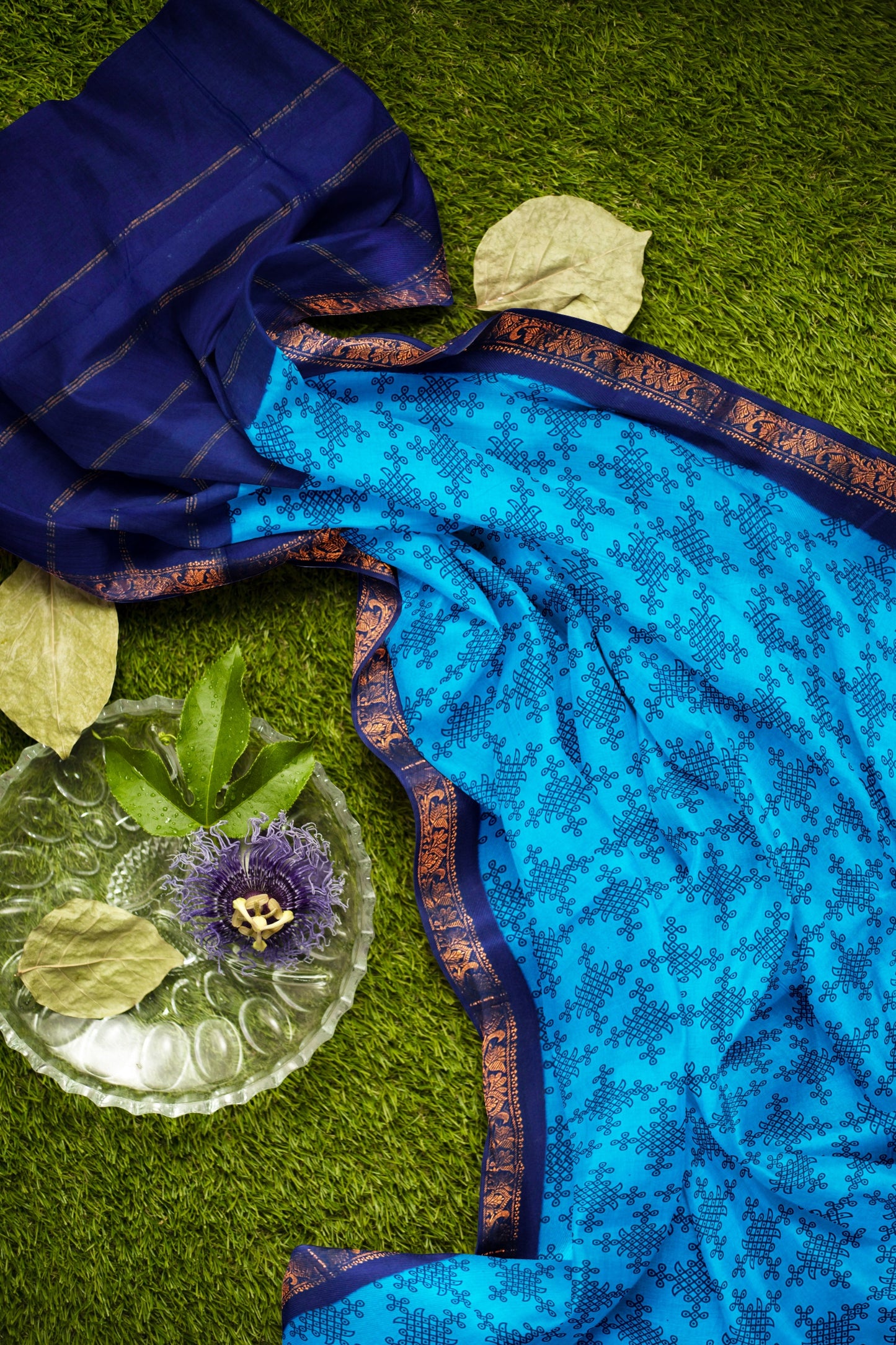 Dark Sky Blue Sungudi With Rangoli and Zari Border Saree