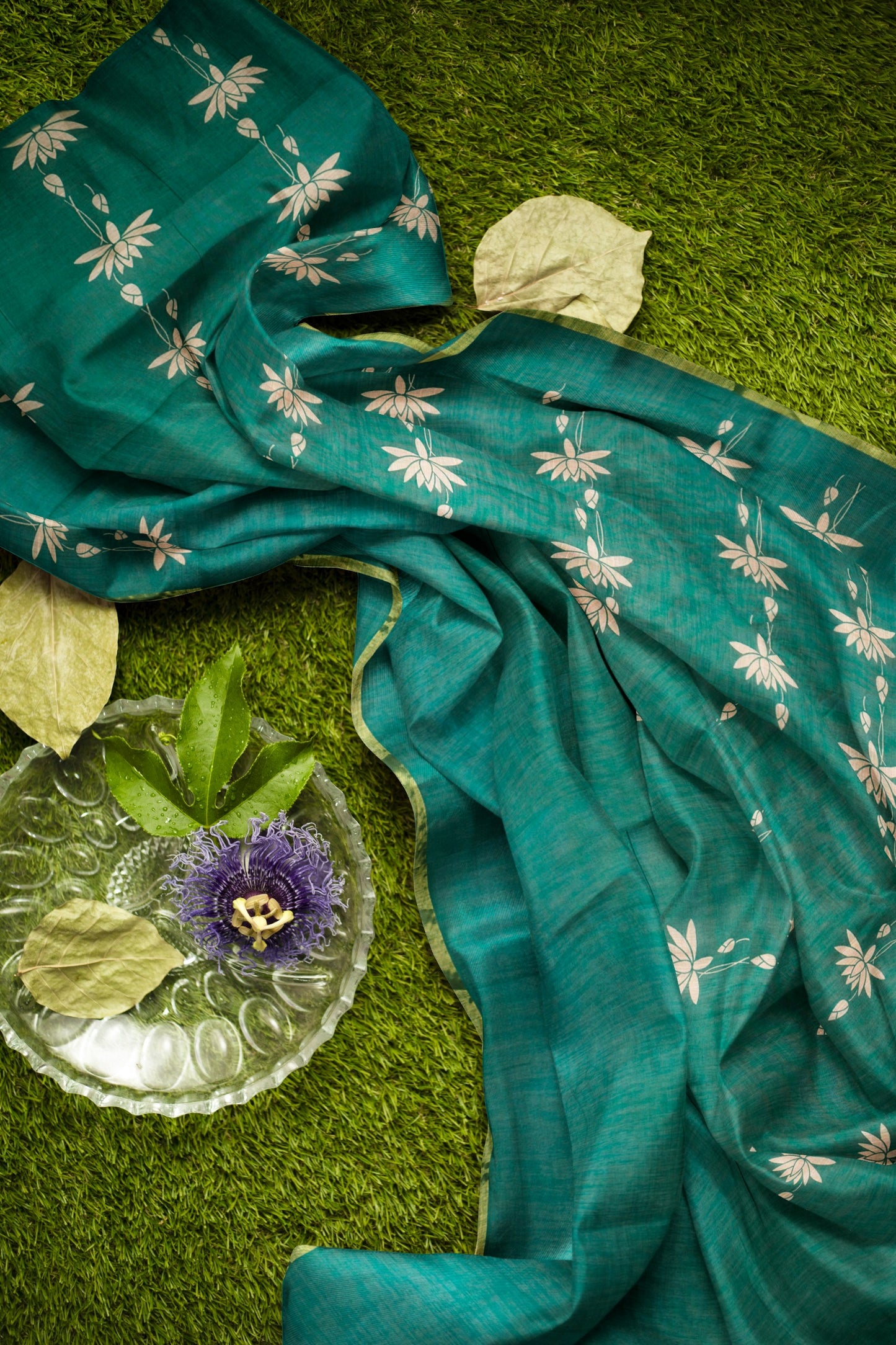 Green Semi Linen Regal Lotus Printed Zari Border Saree