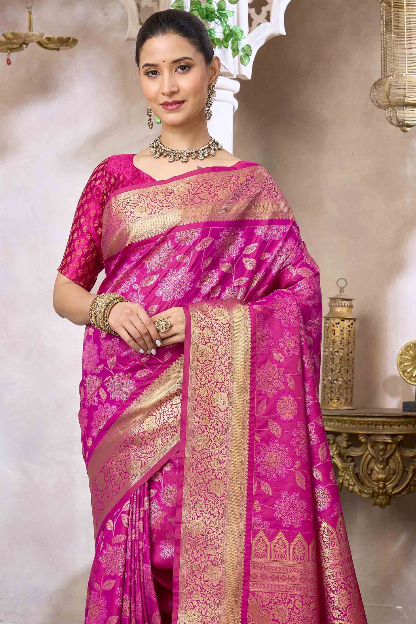 Magenta Pink Semi Silk Floral SelfJacquard Rich Pallu Saree