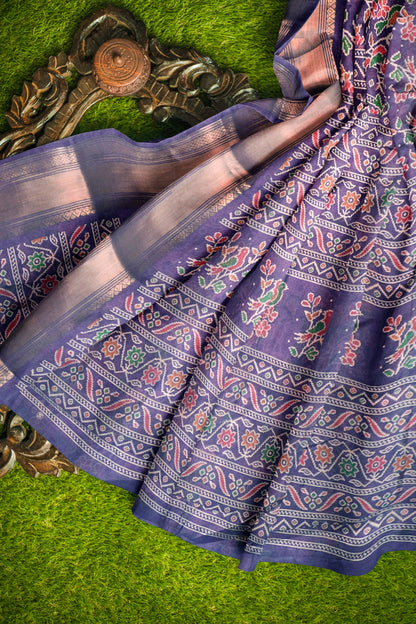 Violet Chirpy Bird Digital Print Zari Border Fancy Cotton Saree