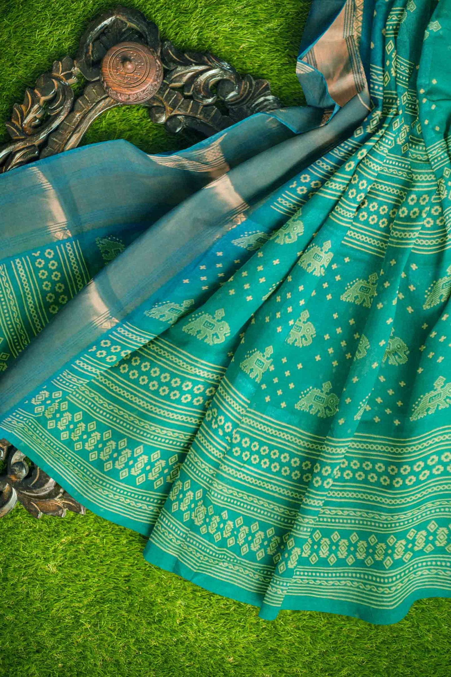Green Elephant Prints Self Checks Zari Border Fancy Cotton Saree
