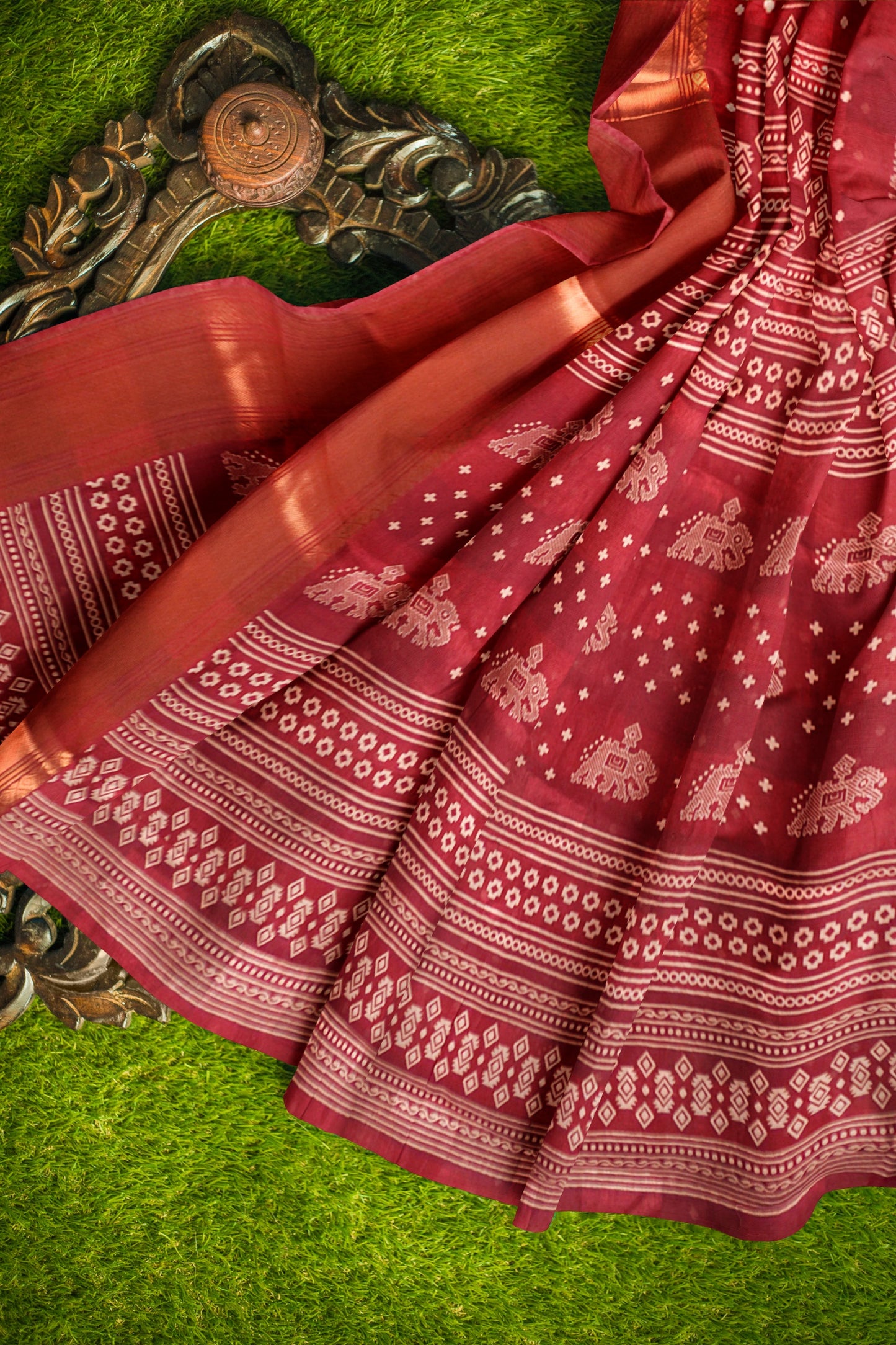 Maroon Elephant Prints Self Checks Zari Border Fancy Cotton Saree