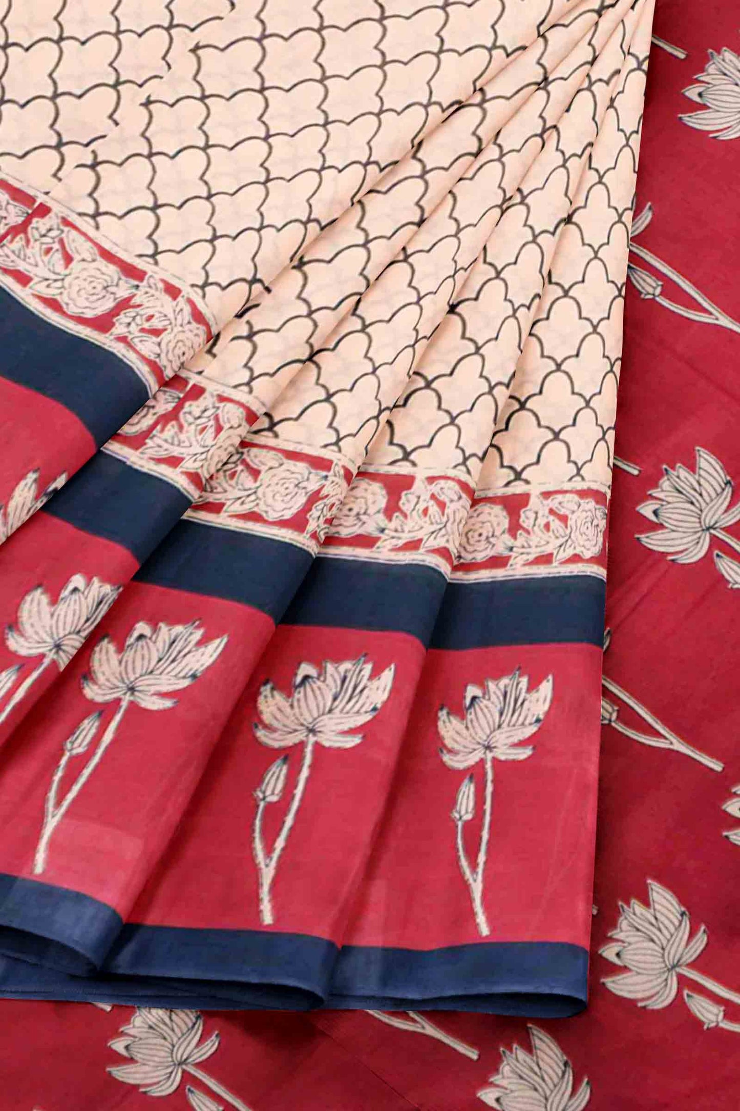 Off White Jaipur Cotton Jaal Body Floral Pallu Saree