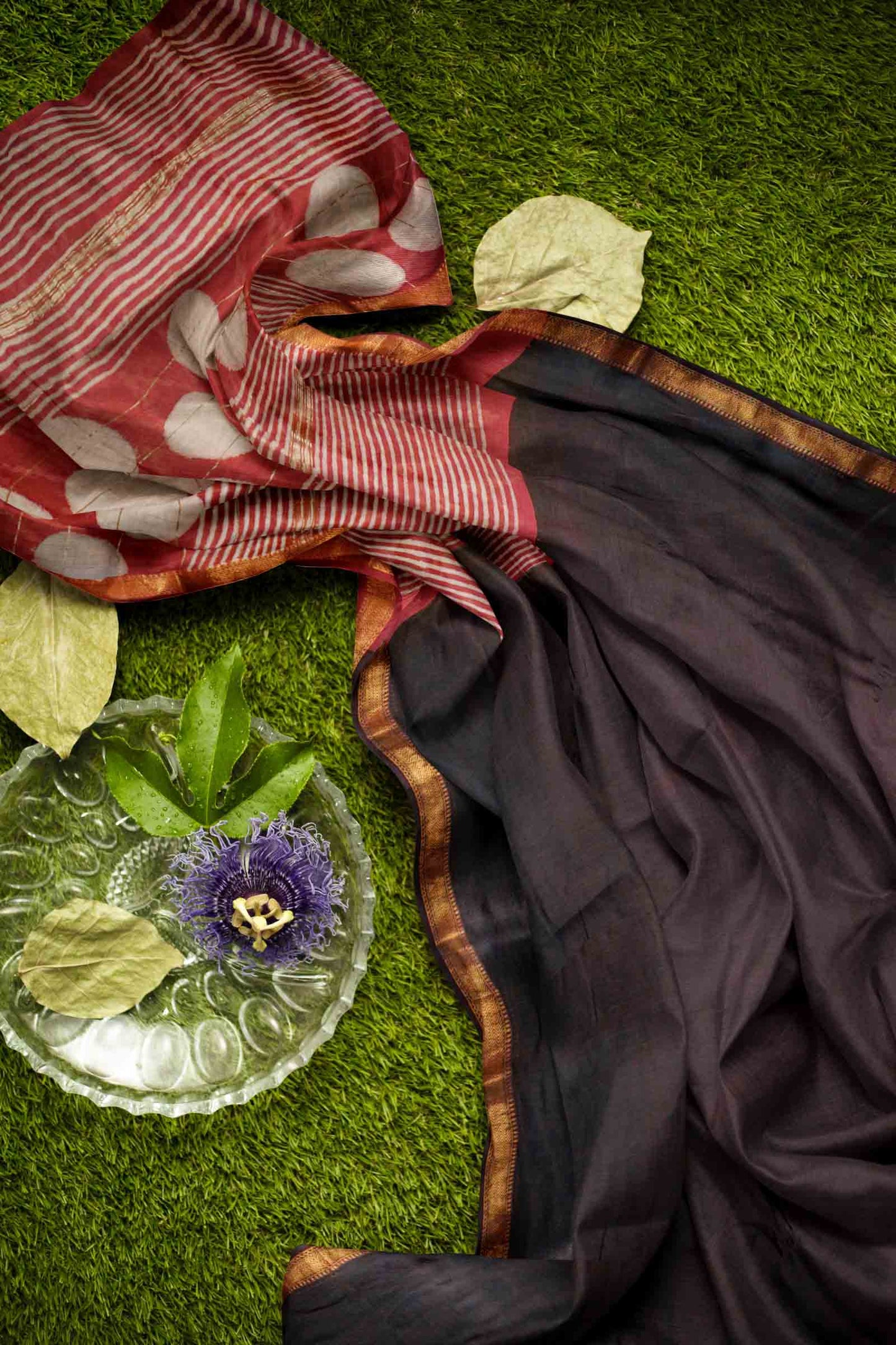 Black Brown Maheshwari Cotton  Zari Border Saree