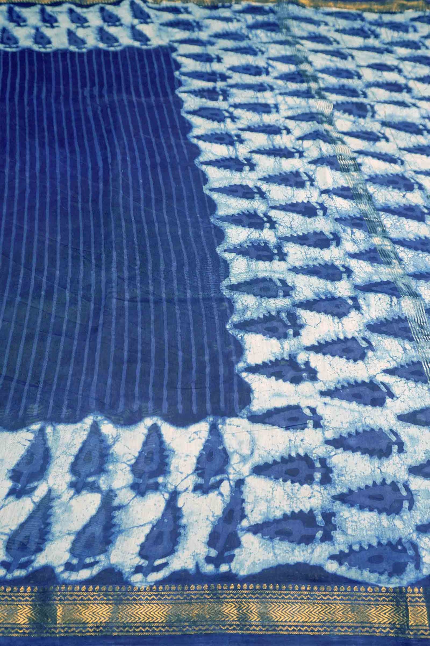 Indigo Blue Maheshwari Cotton Block Printed Zari Border Saree