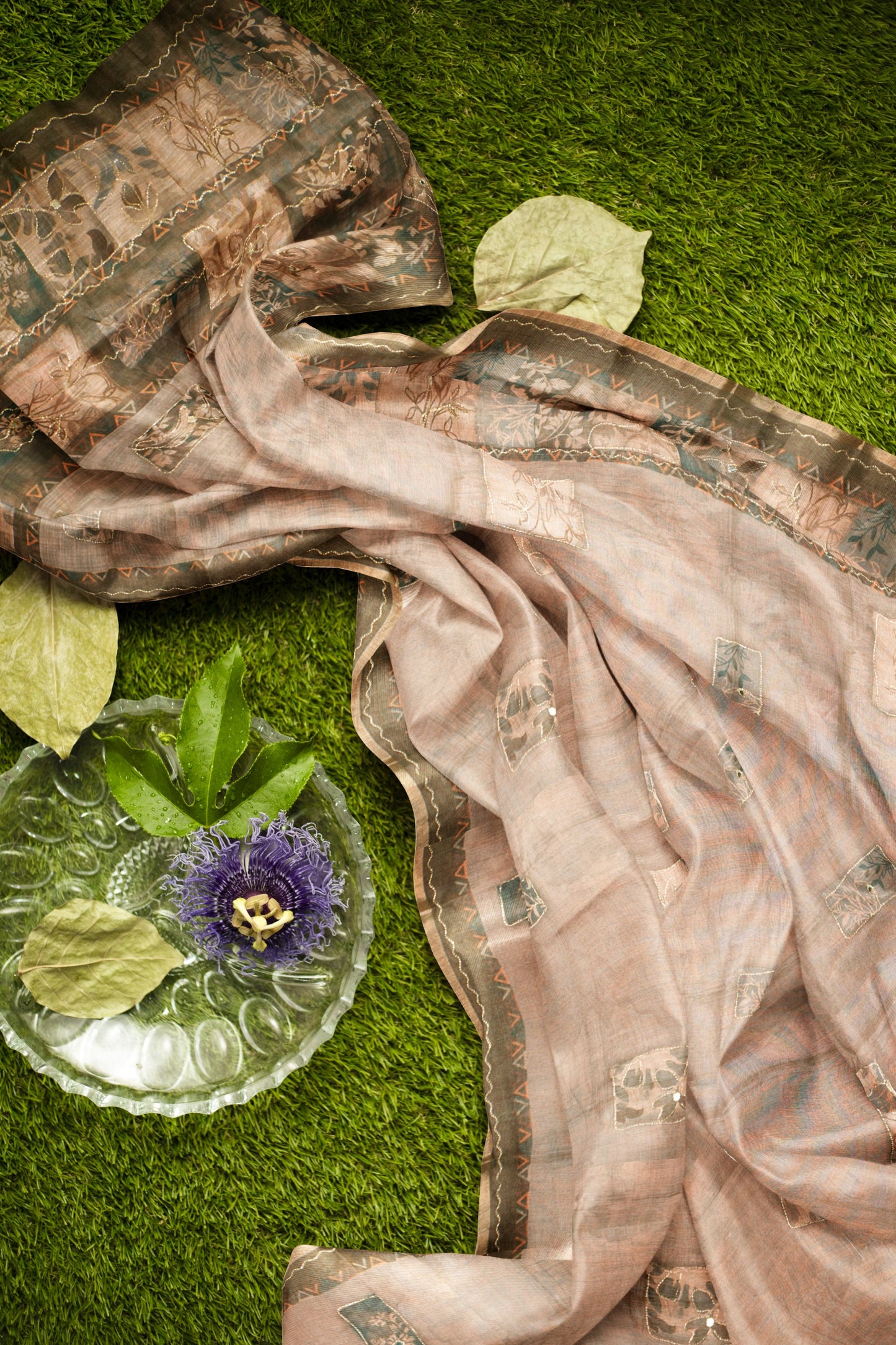 Light Beige Semi Linen Floral Frames Saree