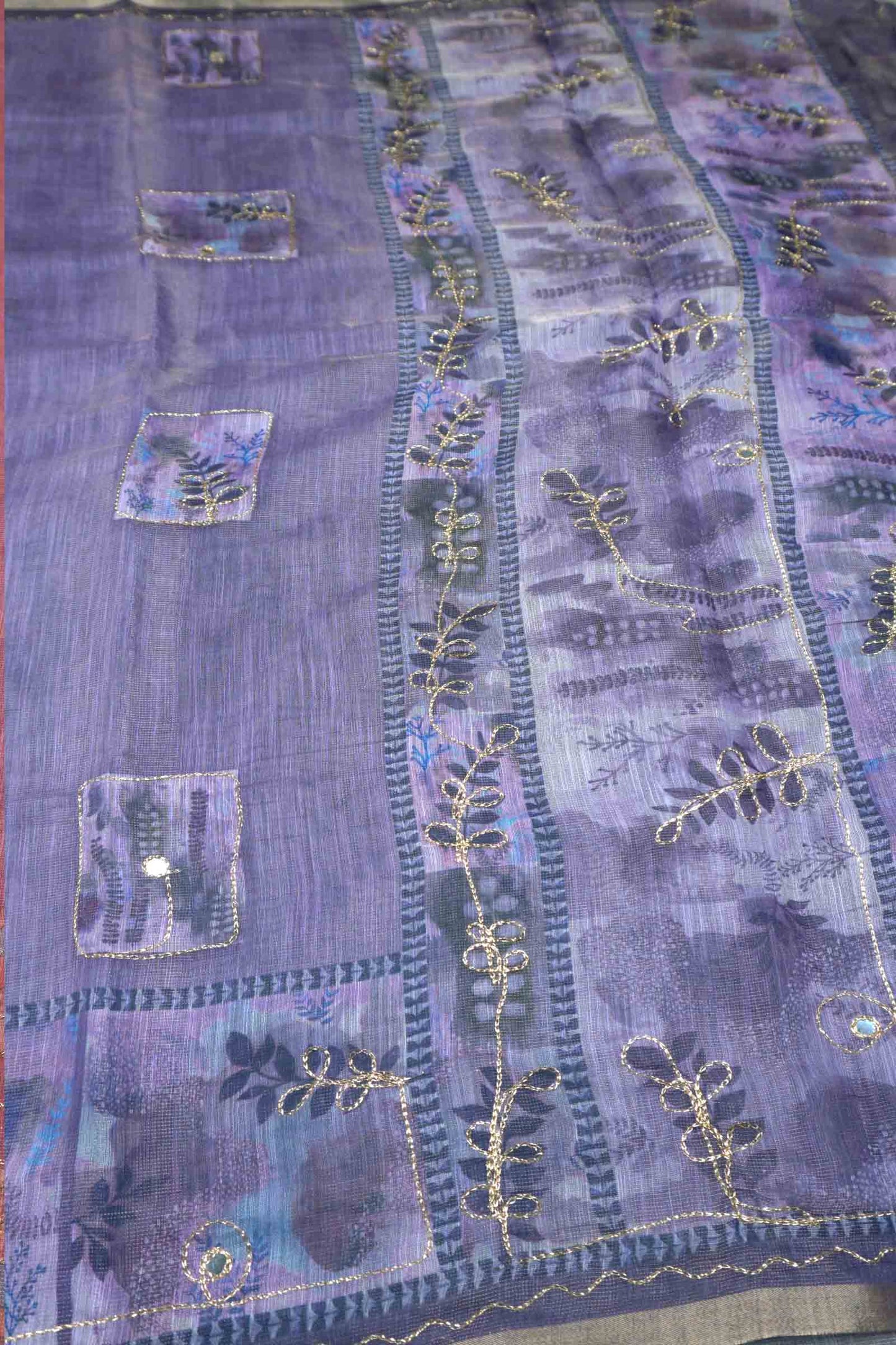 Lavender  Semi Linen Silver Vines Saree