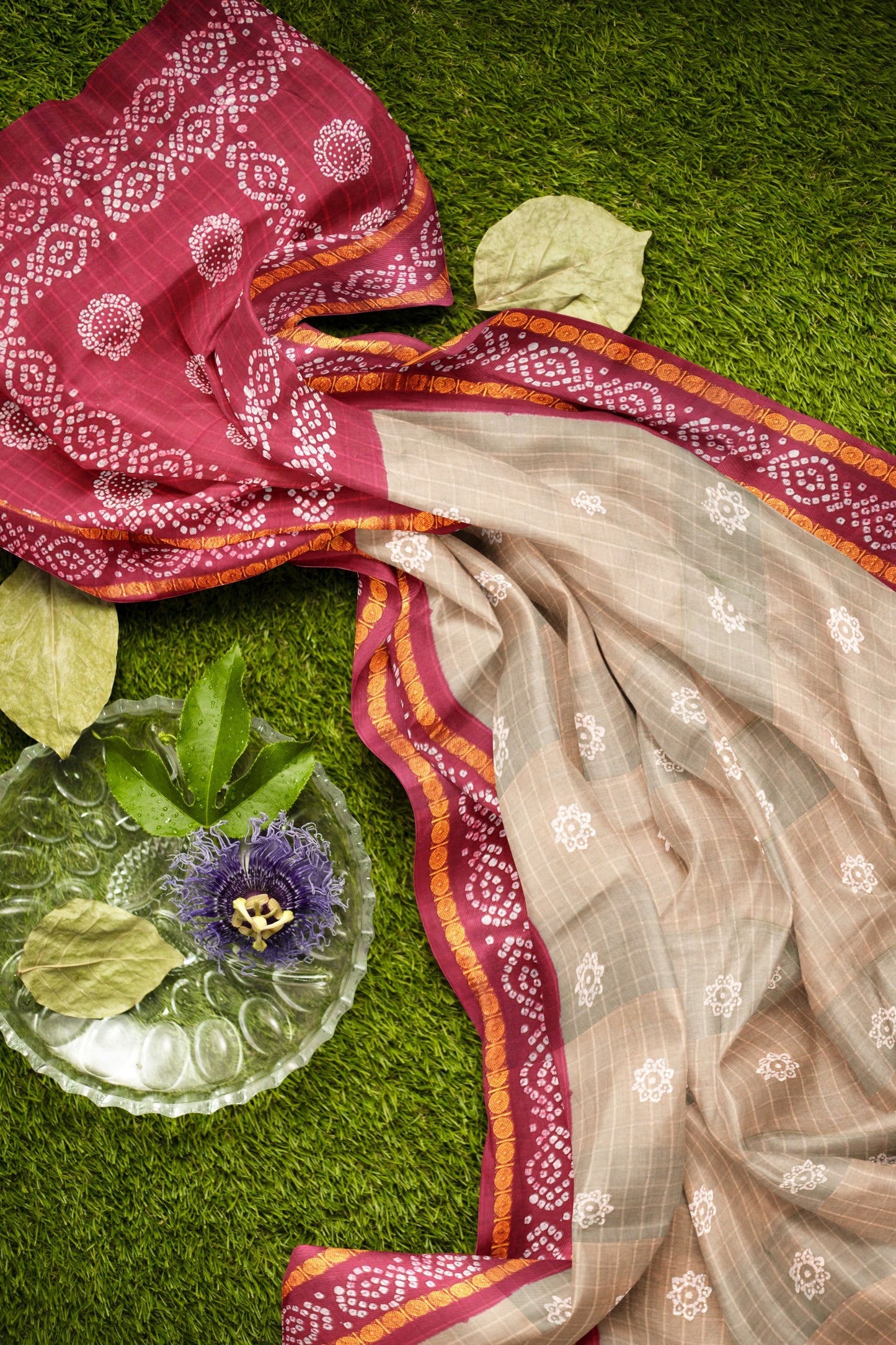Sandal Pure Sungudi Cotton Self Checks Contrast Border Saree