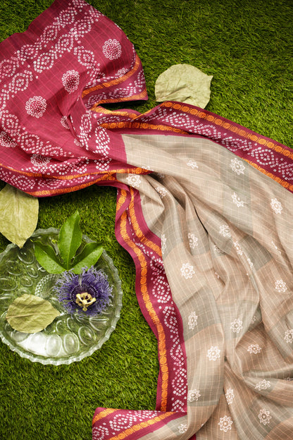 Sandal Pure Sungudi Cotton Self Checks Contrast Border Saree