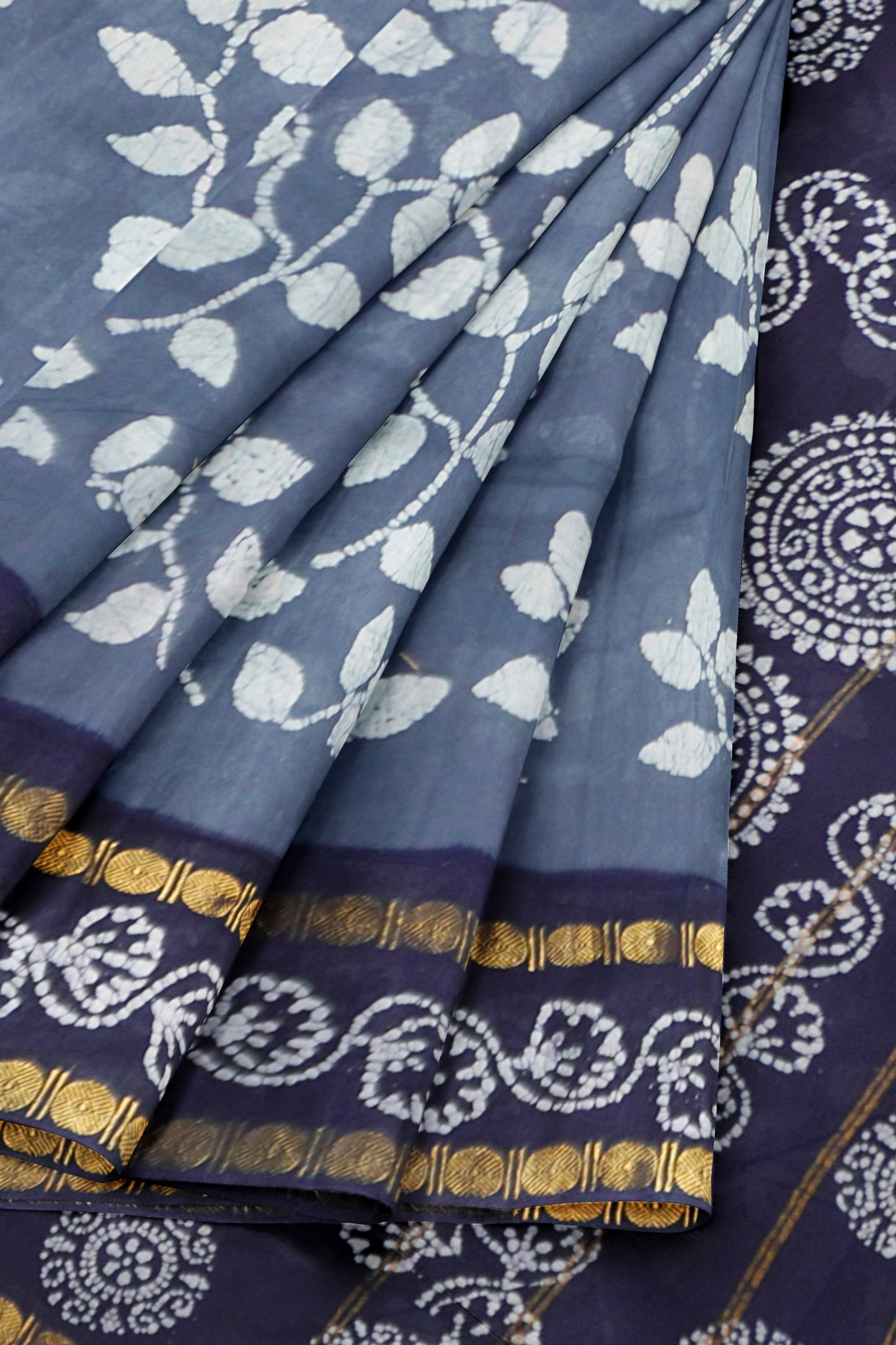 Grey Pure Sungudi Cotton Leaf Print Contrast Border Saree