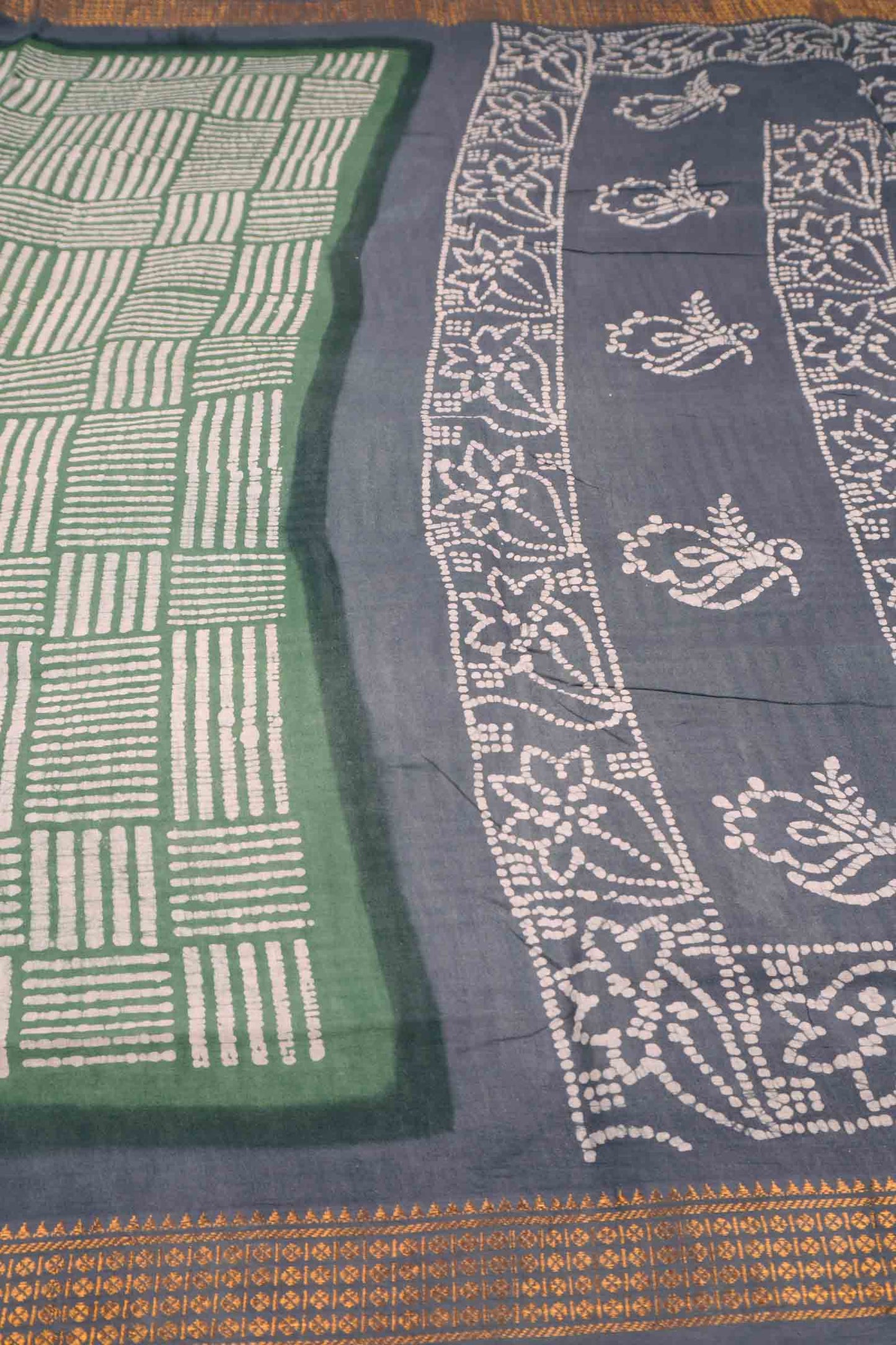Green Pure Sungudi Cotton Geo Stripes Floral Pallu Saree