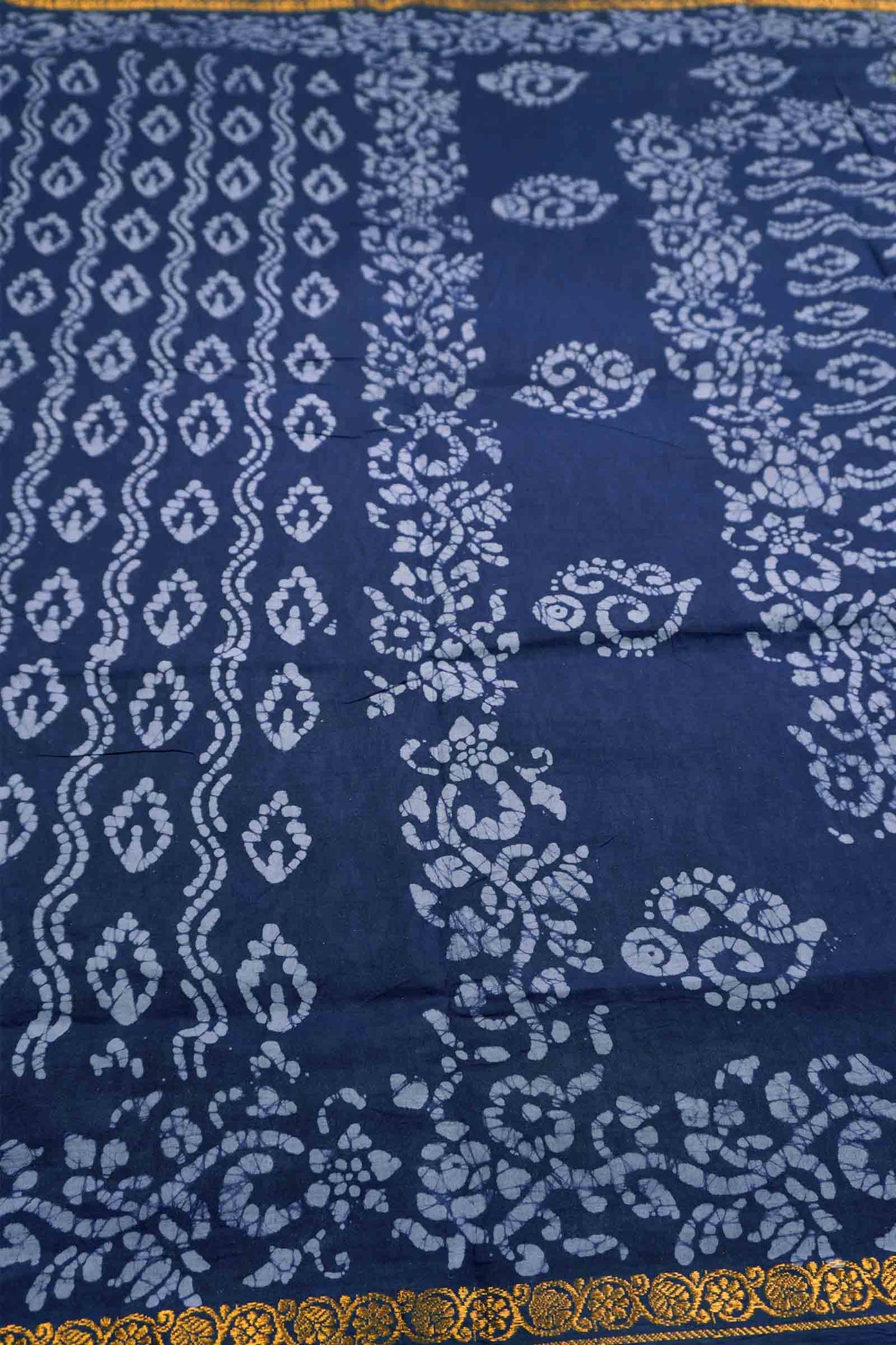 Navy Blue Pure Sungudi Cotton Leaf Prints Zari Border Saree