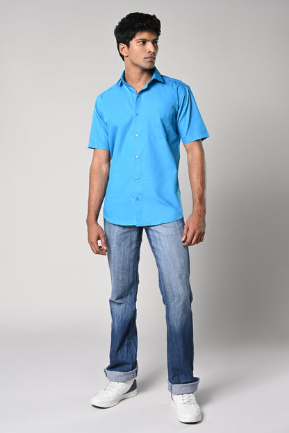 Sky blue Men’s solid plain half sleeve formal cotton shirt