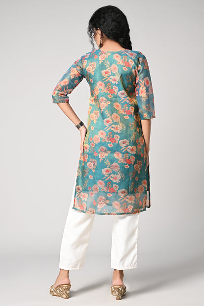 straight top,
floral prints all over the body,
round neck &amp; 3\4 sleeves,
shimmer material.