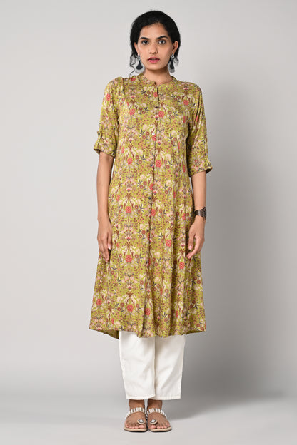 floral printed kurti ,
aline cut &amp; elbow sleeves,
close round neck.