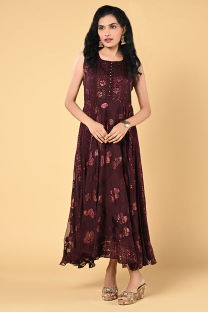 occasion wear gown.
brasso weaving round neck.
sleeves comes sepertaely with the top.