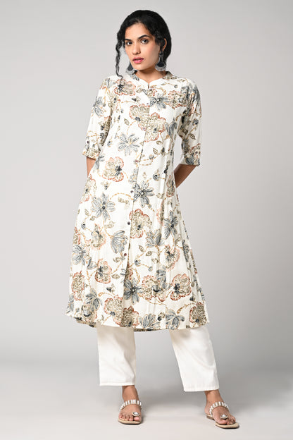 floral printed kurti ,
aline cut &amp; elbow sleeves,
close round neck.