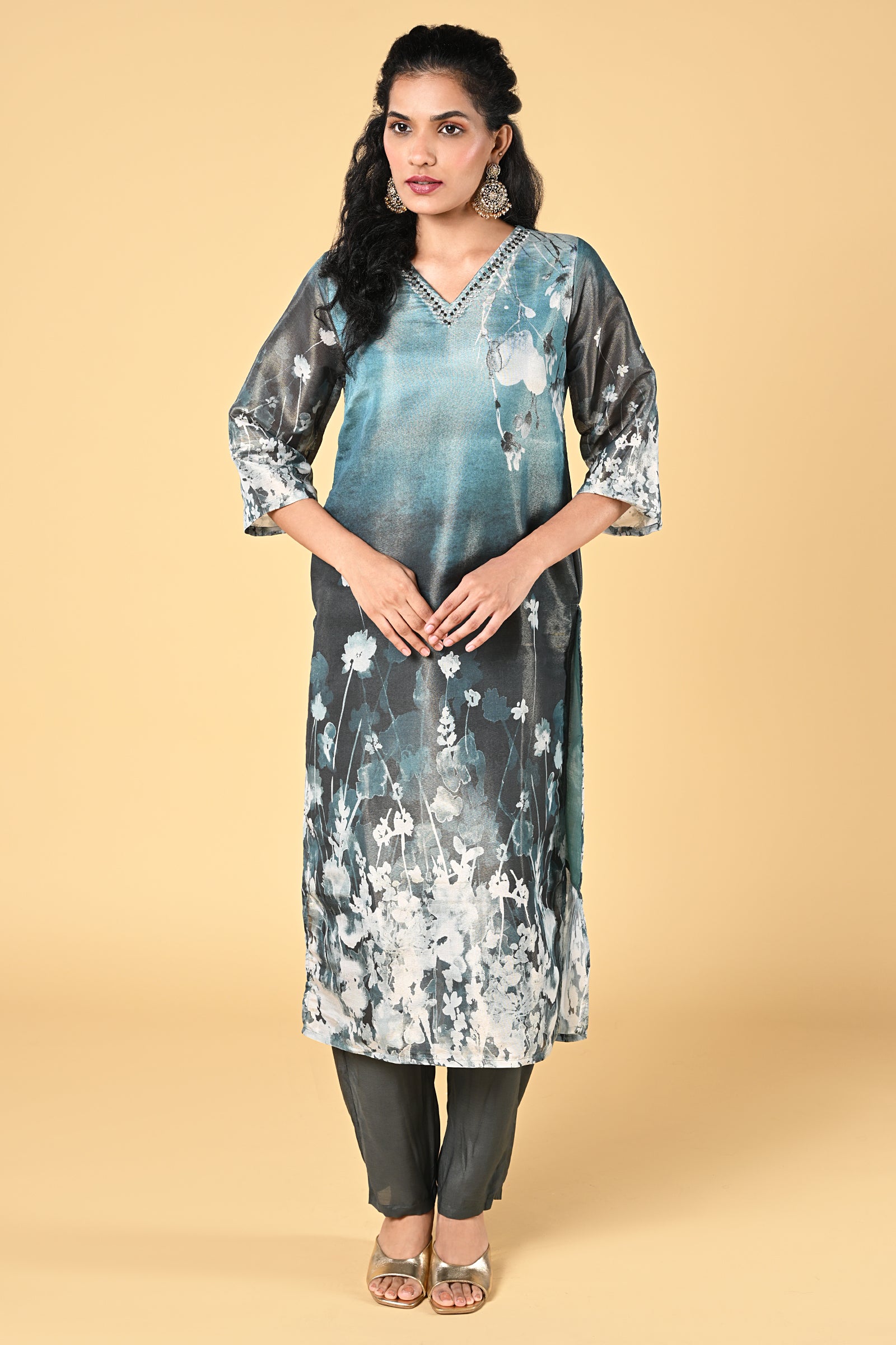 straight cut top,
digital prints all over the body,
v neck &amp; 3/4 sleeves,
digital printed dupatta,
comfortable straight pants.