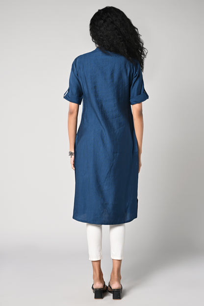 straight cut kurti.
close neck with golden buttons in centre.
elbow sleeves and flap.
all day comfort rayon material.